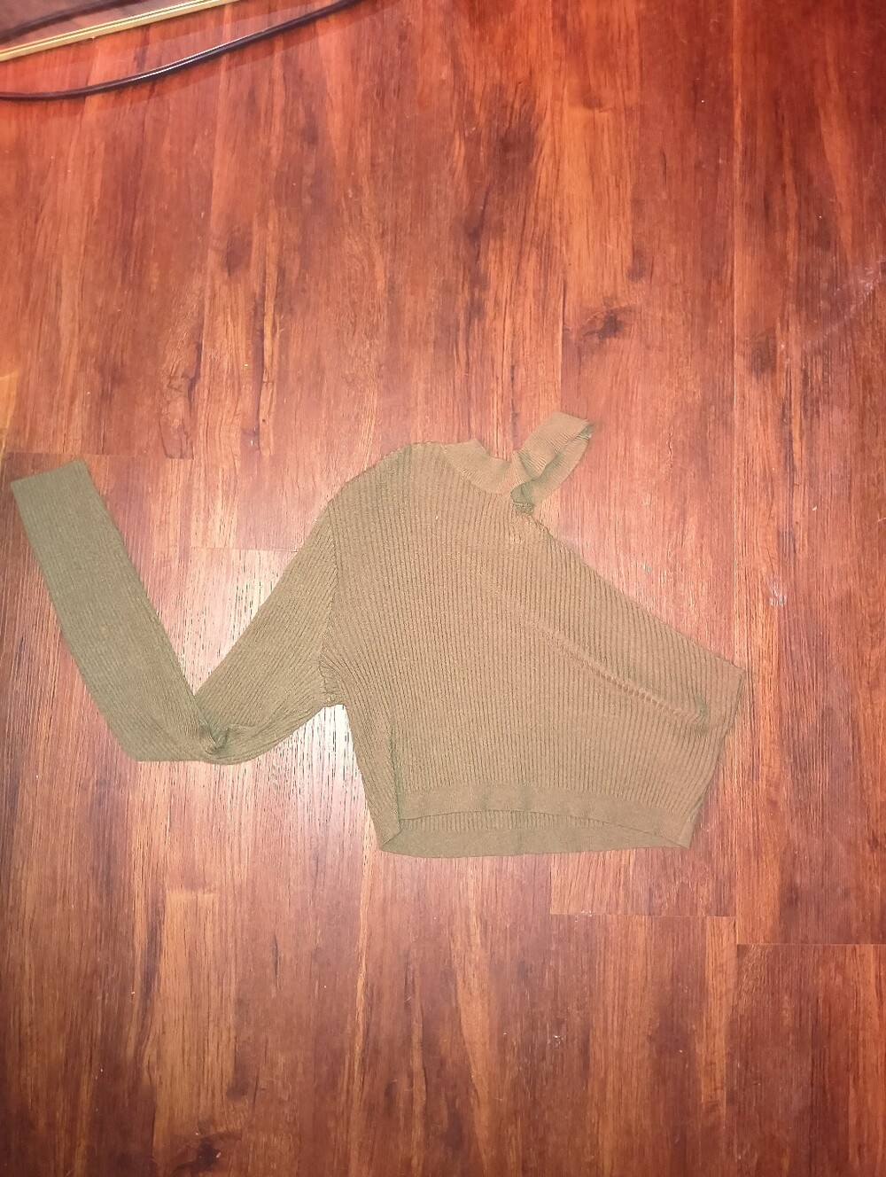 Crop One Sleeve Sweater